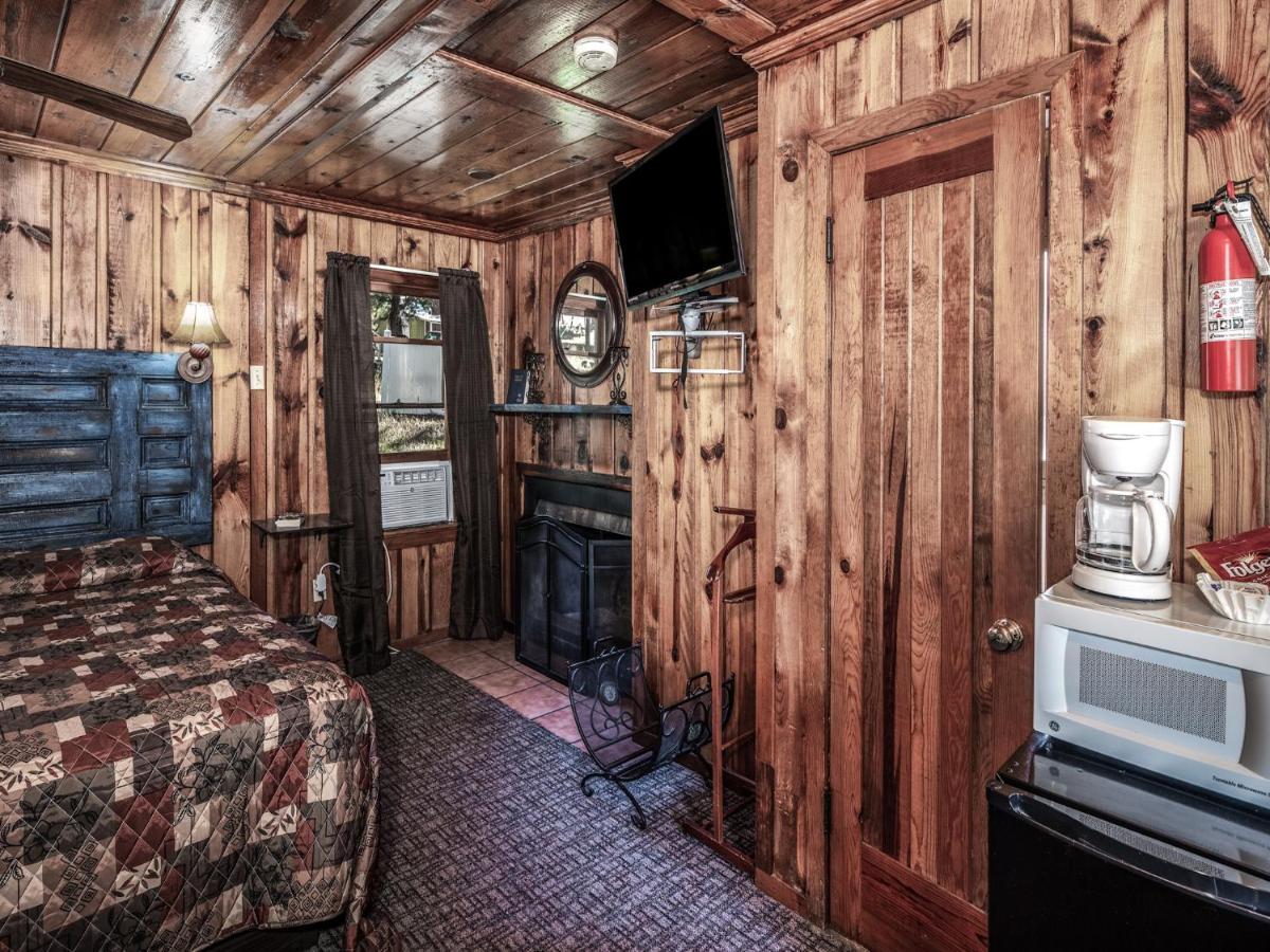 Apache Village 4, King Studio, Midtown, Sleeps 2 Руідозо Екстер'єр фото